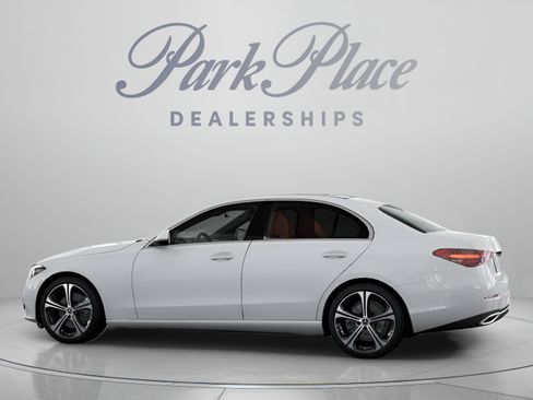 Used 2025 Mercedes-Benz C 300 Sedan image 8