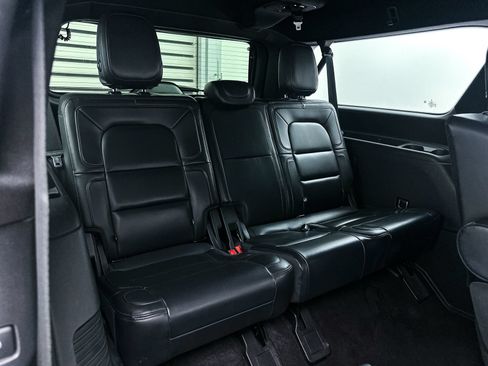 Used 2022 Lincoln Navigator L Reserve AWD/4WD image 35