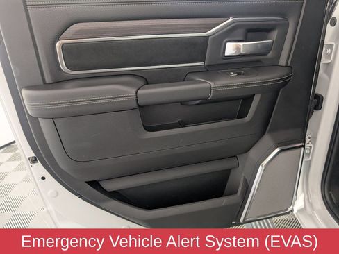 Certified 2026 RAM 3500 Laramie AWD/4WD image 31