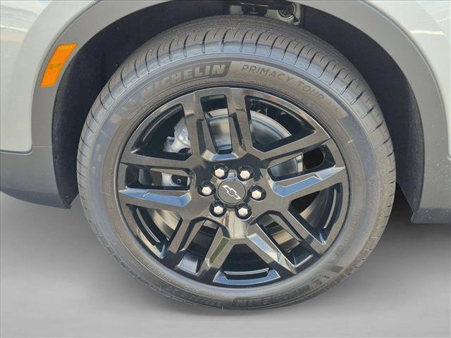 New 2026 Chevrolet Blazer LT w/ Convenience Package FWD image 9