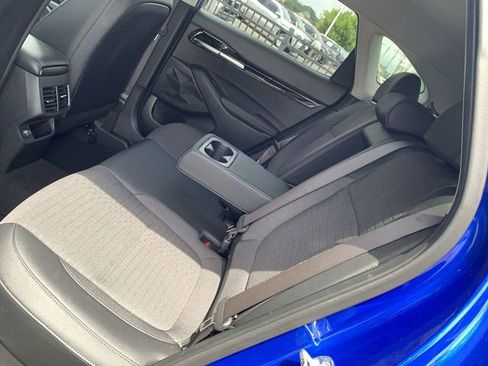Used 2023 Kia Seltos S w/ Navigation Package FWD image 10