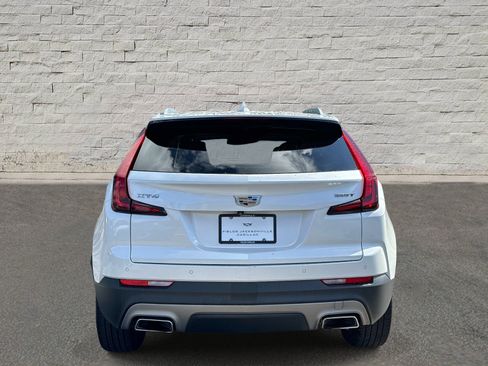 Used 2021 Cadillac XT4 Premium Luxury w/ Cold Weather Package FWD image 4