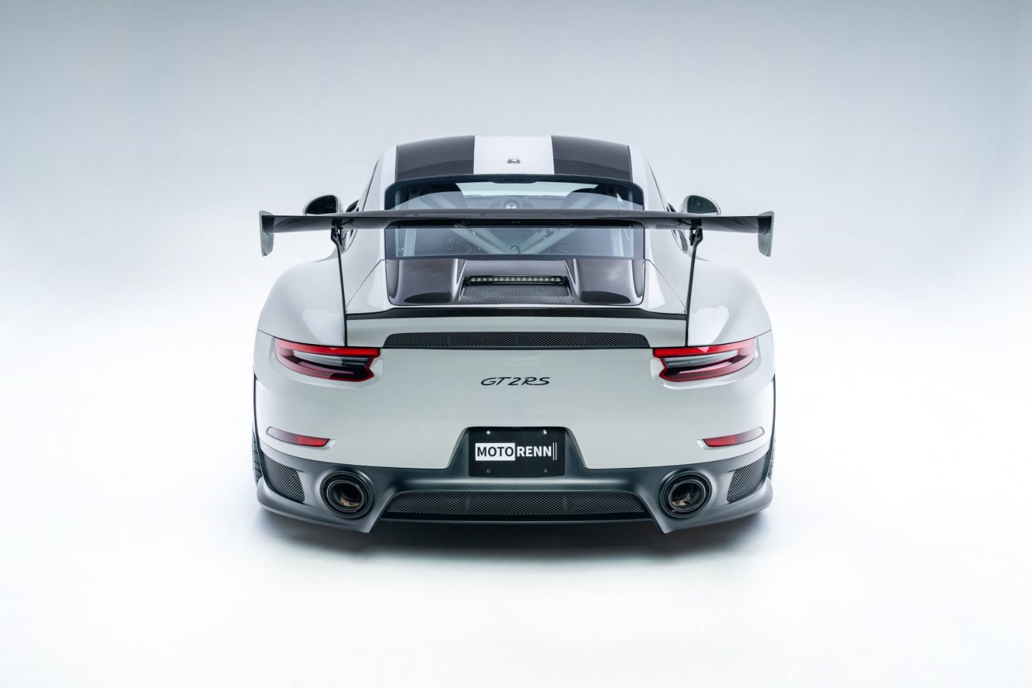Used 2018 Porsche 911 GT2 RS RWD image 8