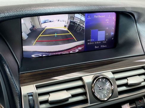 Used 2016 Lexus LS 460 image 26