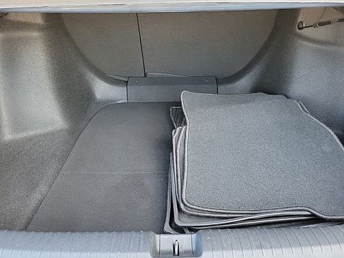 Used 2023 Honda Accord EX-L image 19