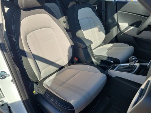 New 2026 Hyundai Venue SEL image 19