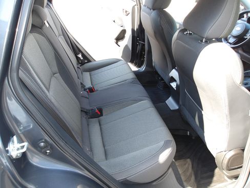 Used 2024 Subaru Crosstrek 2.0i Premium w/ Crosstrek Mirror Package image 12