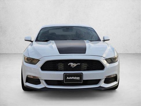 Used 2015 Ford Mustang Coupe RWD image 2