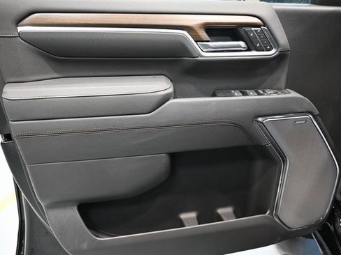 New 2026 Chevrolet Silverado 2500 High Country w/ Midnight Edition image 28