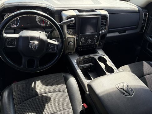 Used 2018 RAM 2500 Big Horn w/ Sport Appearance Group AWD/4WD image 13