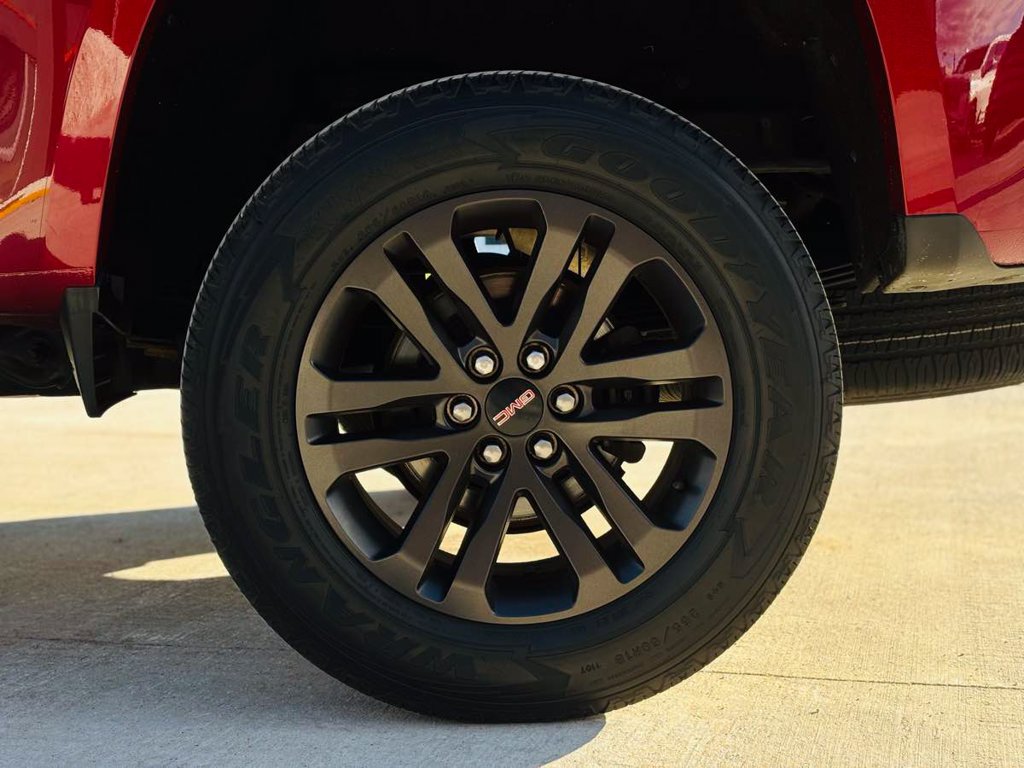 Used 2019 GMC Canyon SLE w/ Driver Alert Package AWD/4WD image 26