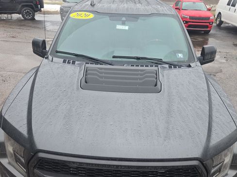 Used 2020 Ford F150 Raptor w/ Equipment Group 801A Mid image 17