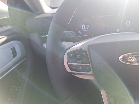 New 2026 Ford Explorer Active w/ Active Comfort Package image 25
