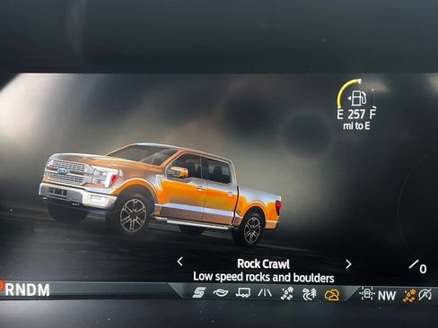 Used 2025 Ford F150 Lariat w/ Equipment Group 501A Mid AWD/4WD image 34