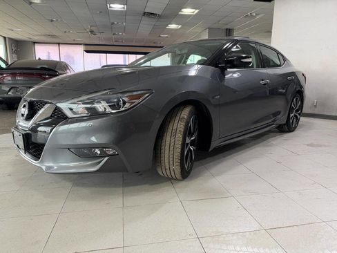 Used 2017 Nissan Maxima Platinum image 5
