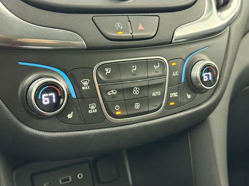 Used 2024 Chevrolet Equinox LT w/ LPO, Floor Liner Package FWD image 23