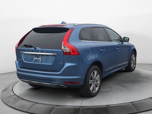 Used 2016 Volvo XC60 T6 Platinum image 5