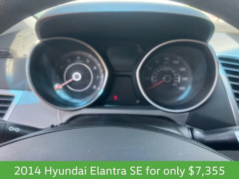 Used 2014 Hyundai Elantra SE FWD image 15