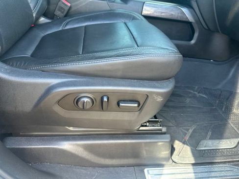 Used 2019 Chevrolet Silverado 1500 LTZ w/ LTZ Premium Package AWD/4WD image 10