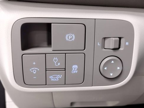 Certified 2025 Hyundai Ioniq 6 SEL image 23