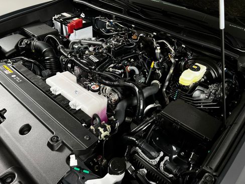 Certified 2026 Toyota 4Runner TRD Off-Road Premium image 11