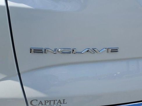 Used 2022 Buick Enclave Avenir FWD image 5