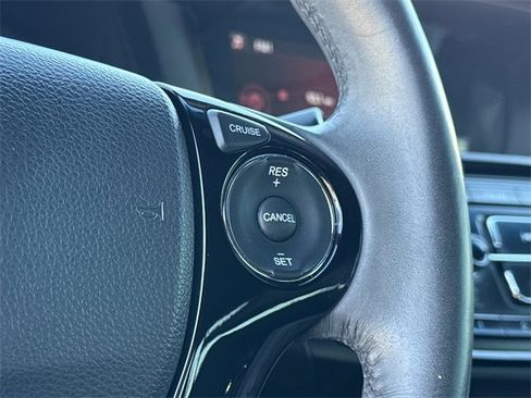 Used 2016 Honda Accord Sport image 30