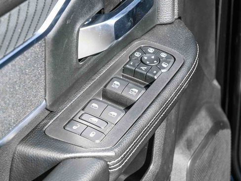 New 2026 RAM 2500 Big Horn AWD/4WD image 32