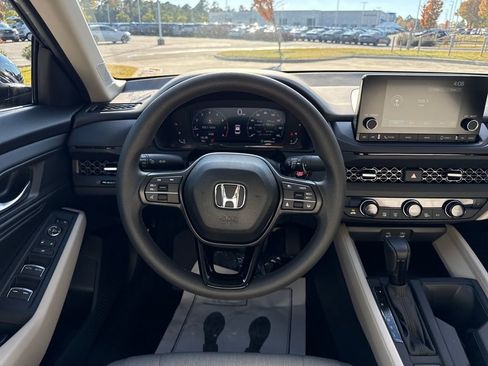 New 2025 Honda Accord SE image 16