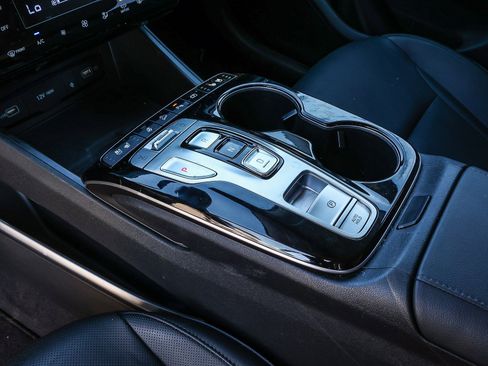 Used 2022 Hyundai Tucson Limited image 21