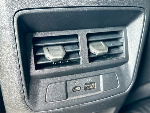 Used 2024 Chevrolet Colorado ZR2 w/ ZR2 Convenience Package III image 25