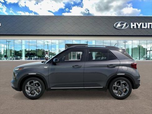 New 2026 Hyundai Venue SEL image 3