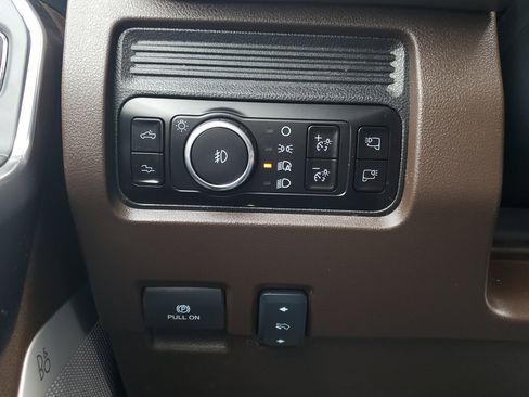 Certified 2025 Ford F350 King Ranch w/ Chrome Package image 29