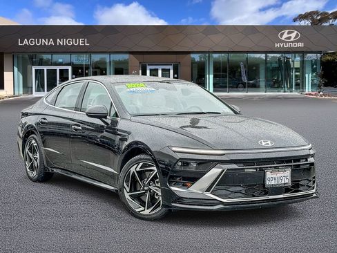 Certified 2024 Hyundai Sonata SEL w/ Convenience Package image 1