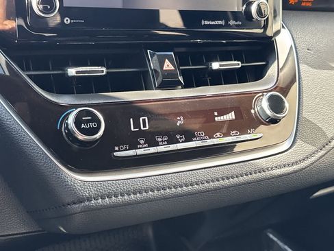 Used 2020 Toyota Corolla XSE FWD image 22
