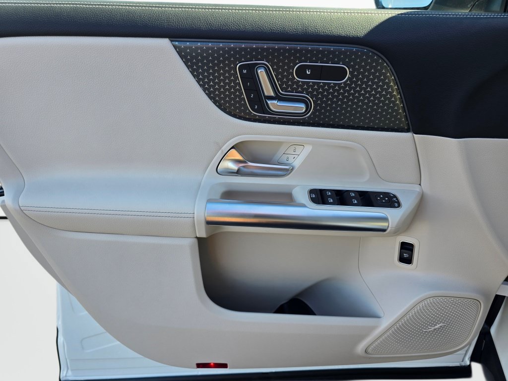 New 2026 Mercedes-Benz GLA 250 4MATIC image 32