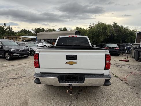 Used 2018 Chevrolet Silverado 1500 LT w/ All Star Edition AWD/4WD image 3