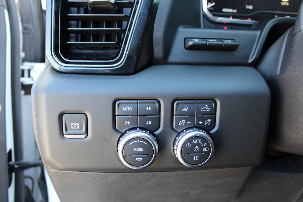 Used 2024 GMC Sierra 1500 AT4X AWD/4WD image 15