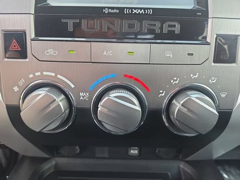 Used 2015 Toyota Tundra SR5 w/ SR5 Upgrade Package RWD image 25