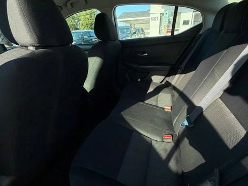 Used 2023 Nissan Sentra SV FWD image 15