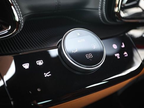 Used 2026 Ferrari Purosangue AWD/4WD image 36