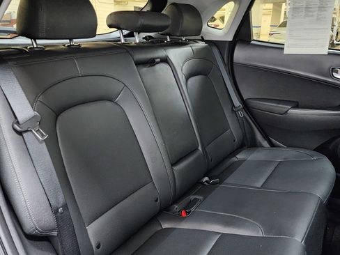 Used 2022 Hyundai Kona Limited image 20