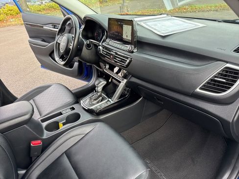 Used 2022 Kia Seltos SX w/ Sunroof Package image 29