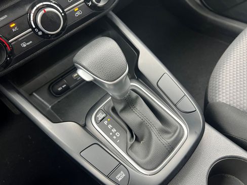 Used 2025 Kia Soul LX w/ LX Technology Package image 39