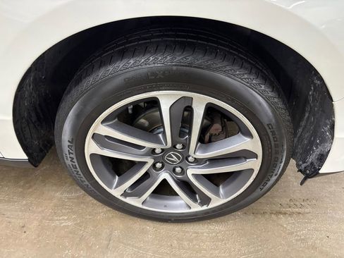 Used 2017 Acura MDX SH-AWD w/ Advance Package image 39