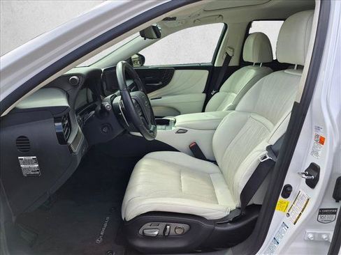 Used 2023 Lexus LS 500h AWD w/ Luxury Package image 11