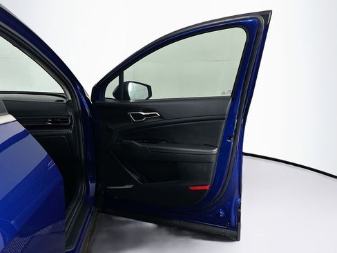 Used 2023 Kia Sportage EX image 31