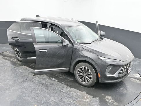 Used 2024 Buick Envision Preferred image 57