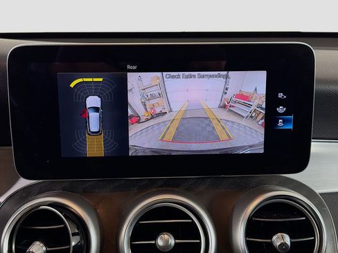 Certified 2022 Mercedes-Benz GLC 300 image 17