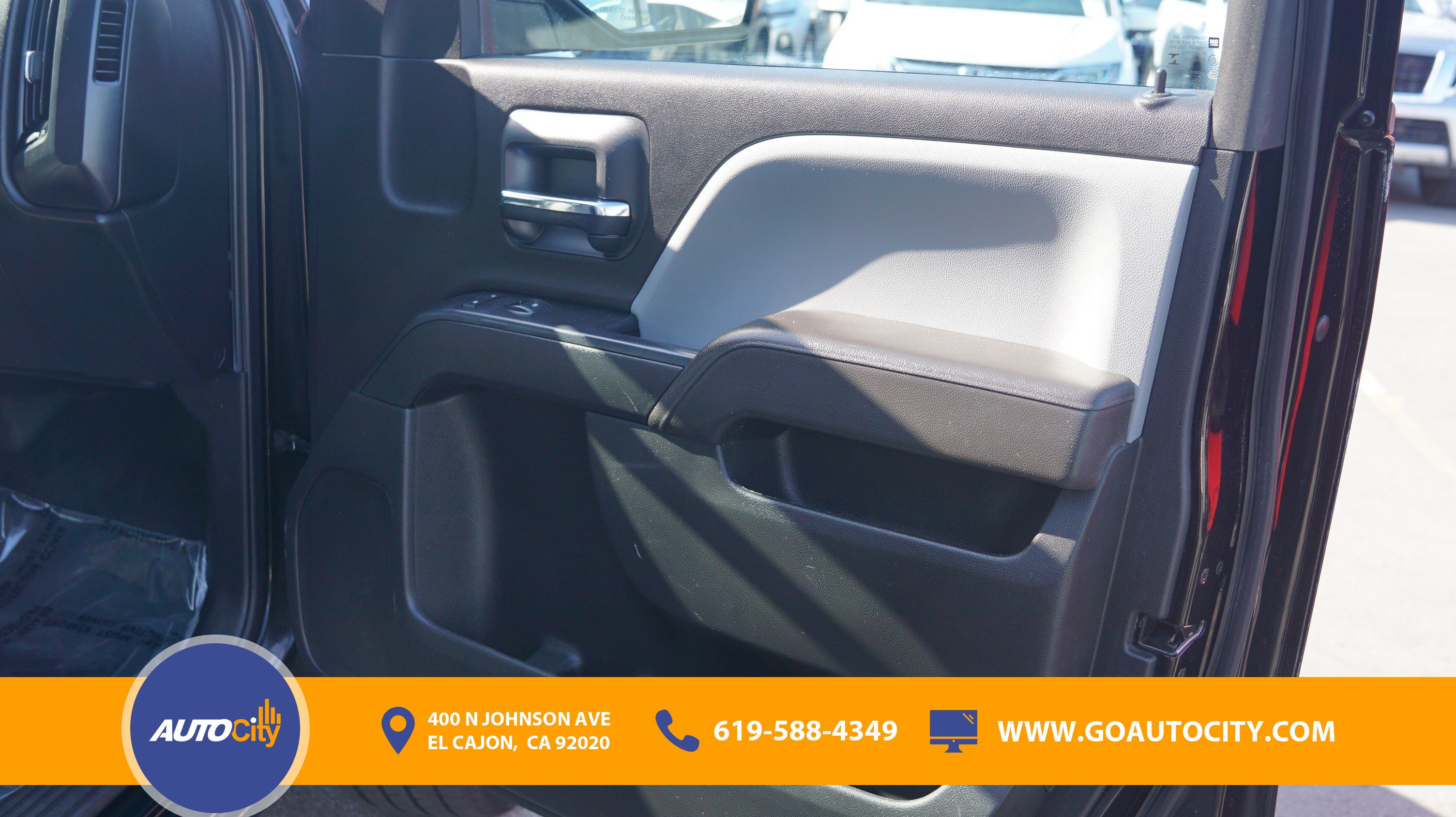 Used 2017 Chevrolet Silverado 1500 Custom RWD image 19